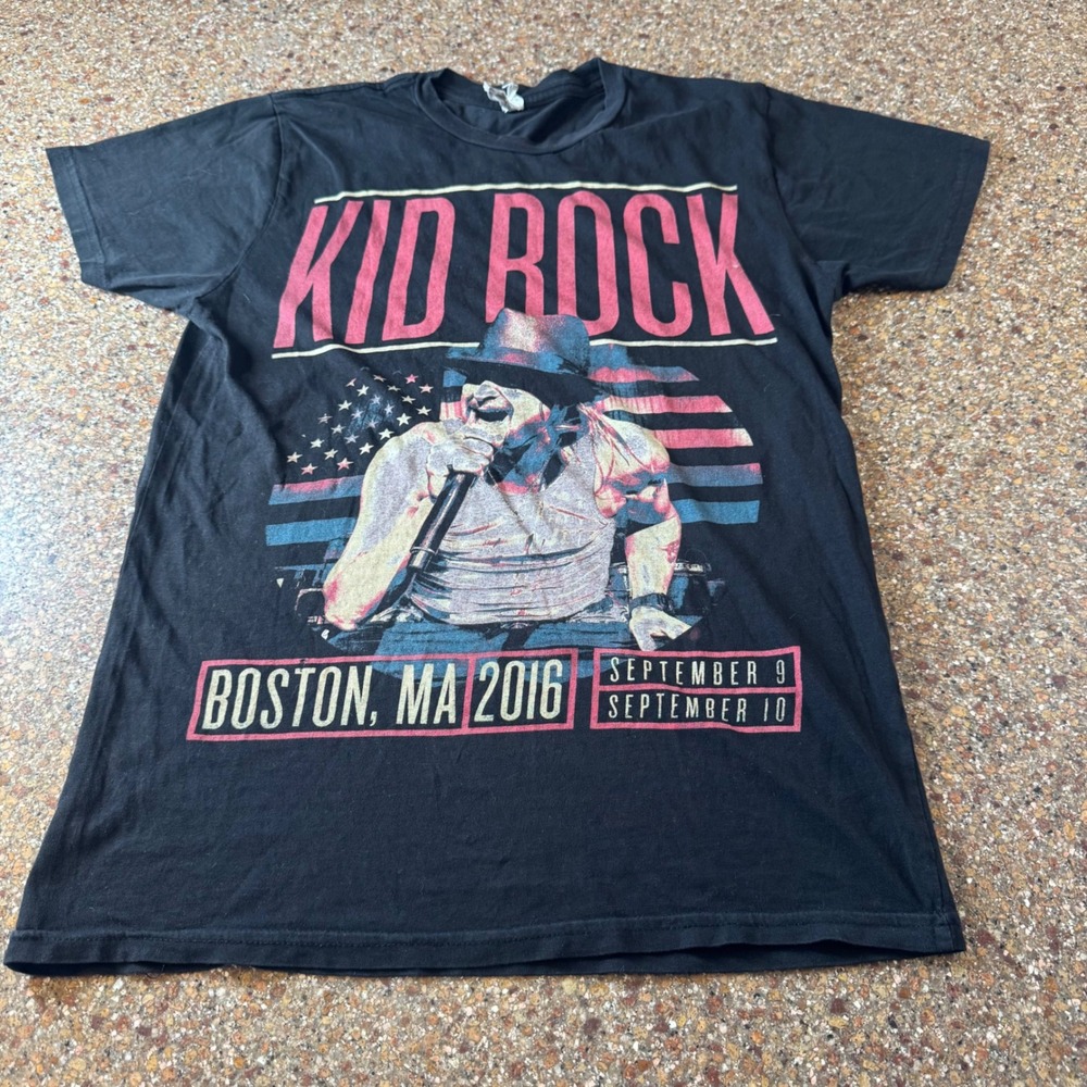 Kid Rock Mens Concert T-Shirt Small Black 2016 Boston Fenway‎ Park Tour Graphic